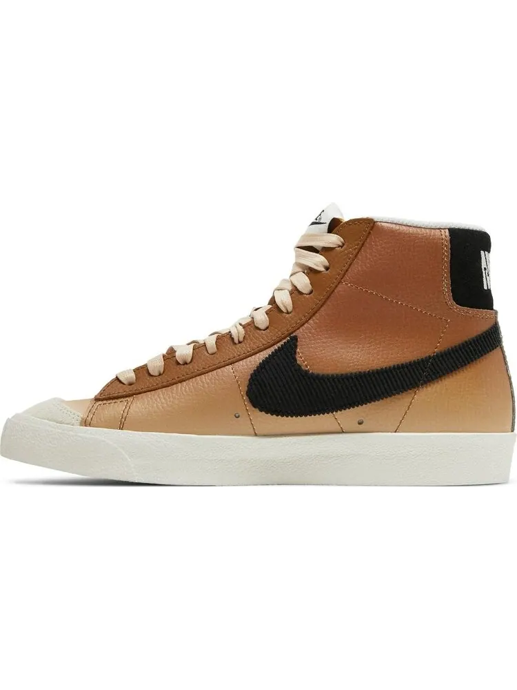Кроссовки Nike Wmns Blazer Mid '77 SE 'Ale Brown' — изображение 3 из 8, коричневый