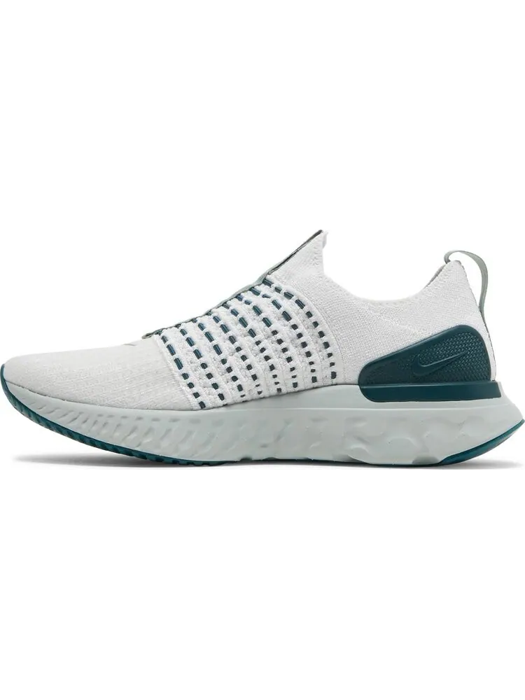 Кроссовки Nike Wmns React Phantom Run Flyknit 2 'Platinum Tint Dark Teal Green' — изображение 3 из 8, белый