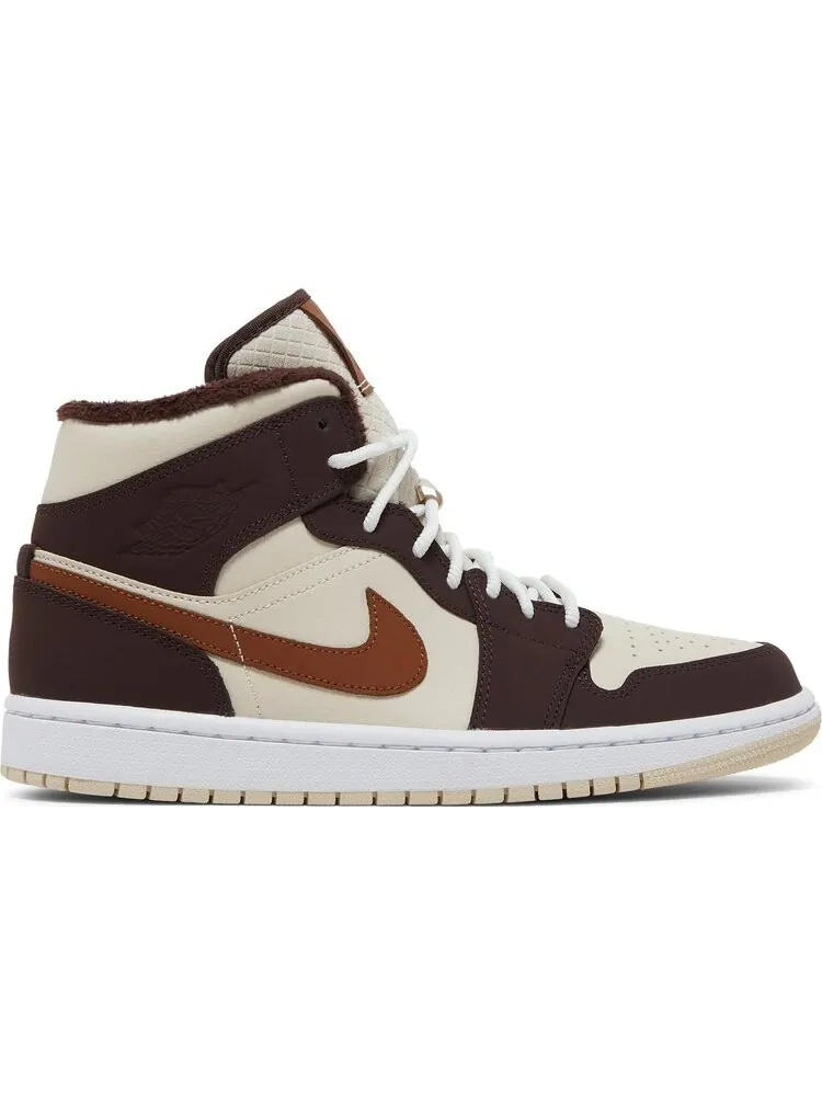Кроссовки Wmns Air Jordan 1 Mid SE Cream Dark Chocolate — изображение 1 из 8, бежевый