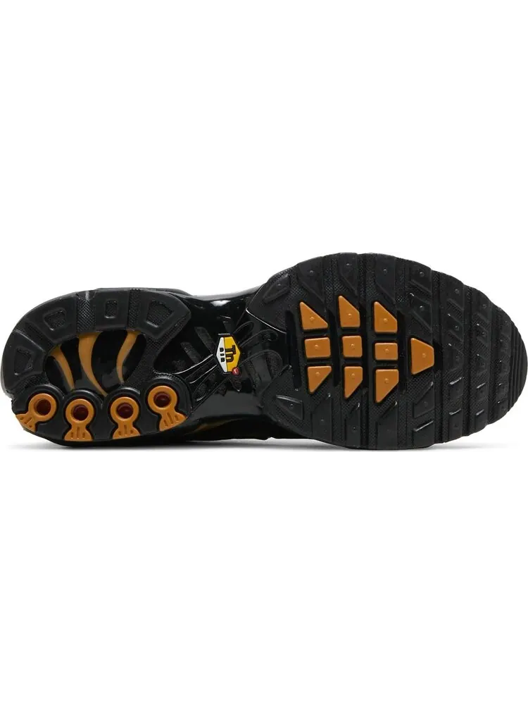 Кроссовки Nike Air Max Plus 'Black Wheat' — изображение 4 из 8, черный