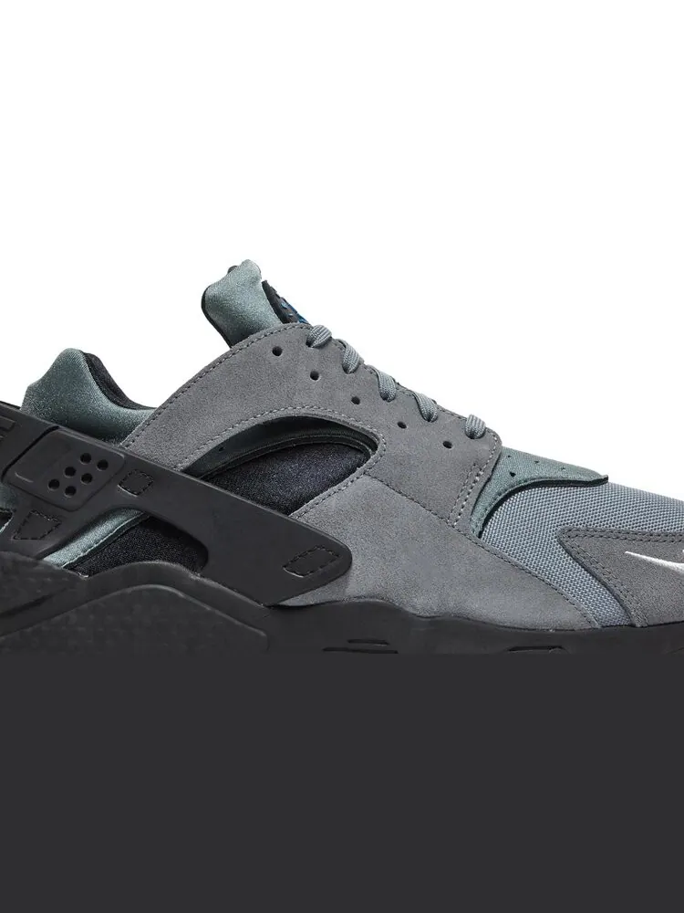 Кроссовки Nike Air Huarache 'Dark Grey' — изображение 2 из 8, серый