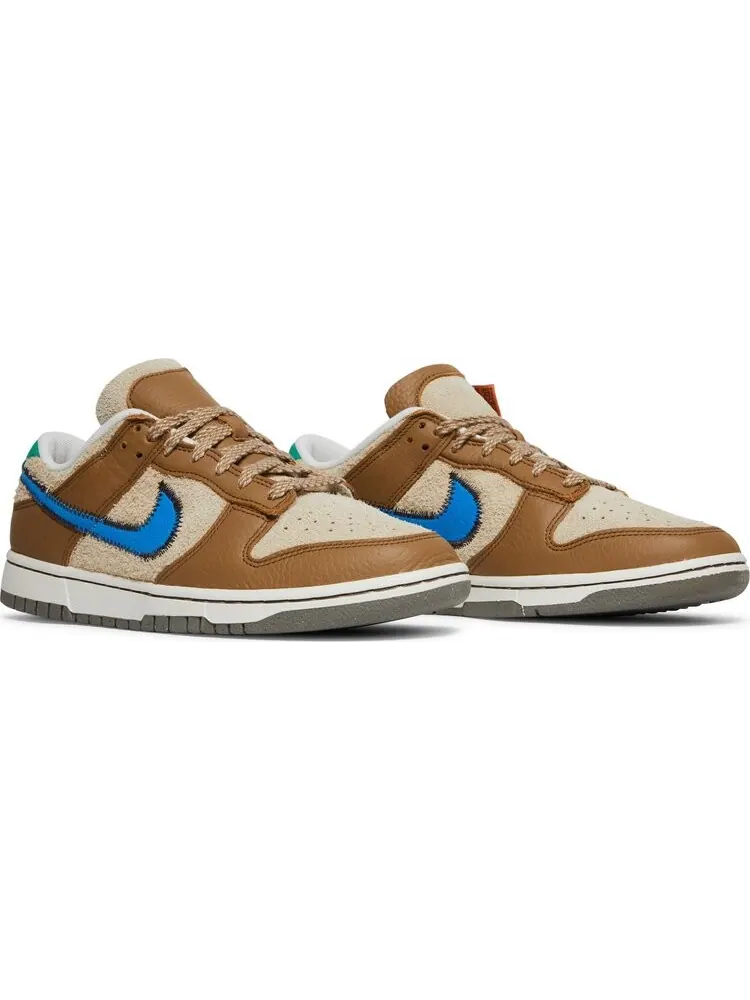 Кроссовки Nike size? x Dunk Low 'Dark Driftwood' — изображение 8 из 10, загар