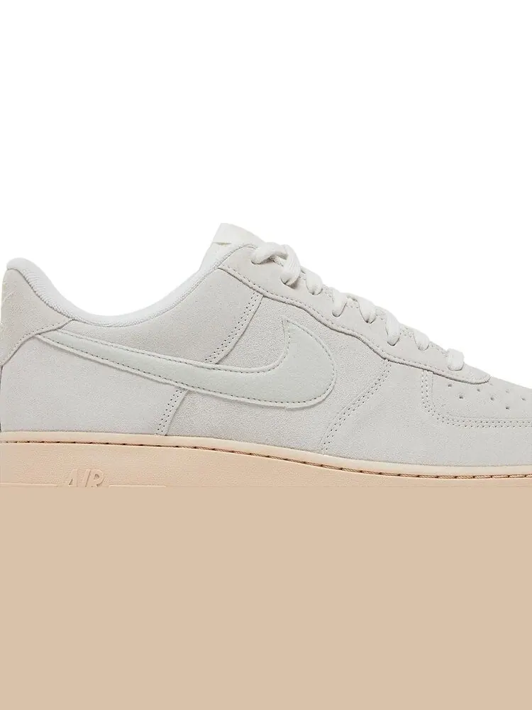 Кроссовки Nike Air Force 1 Winter Premium 'Summit White' — изображение 2 из 8, белый