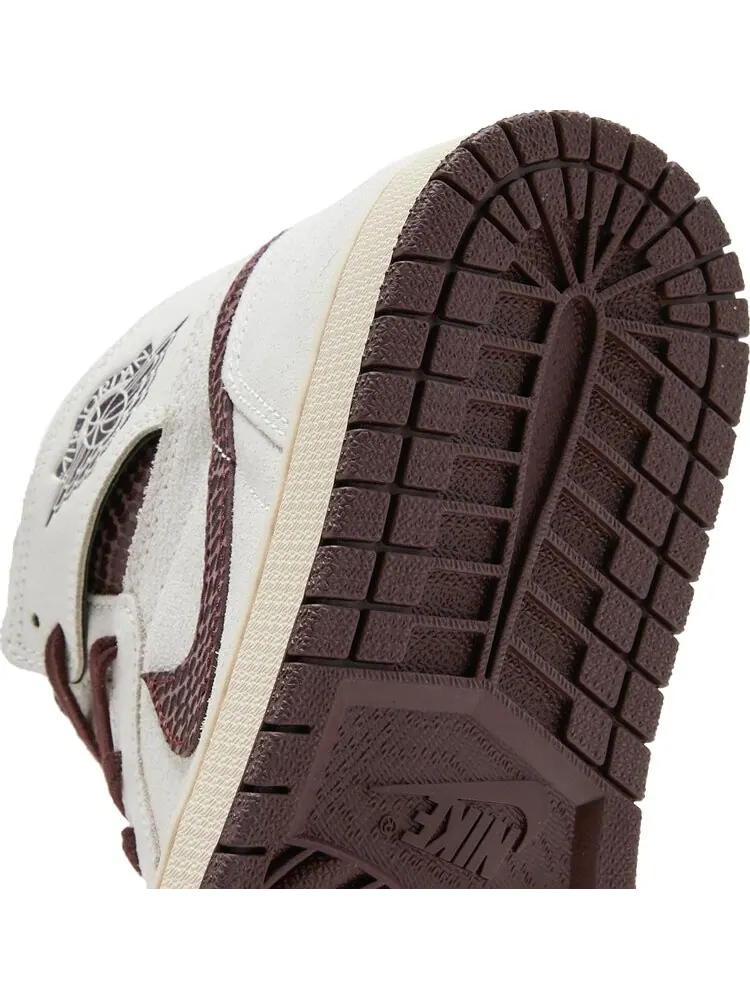 Кроссовки A Ma Mani?re x Air Jordan 1 High OG Airness — изображение 10 из 10, бежевый