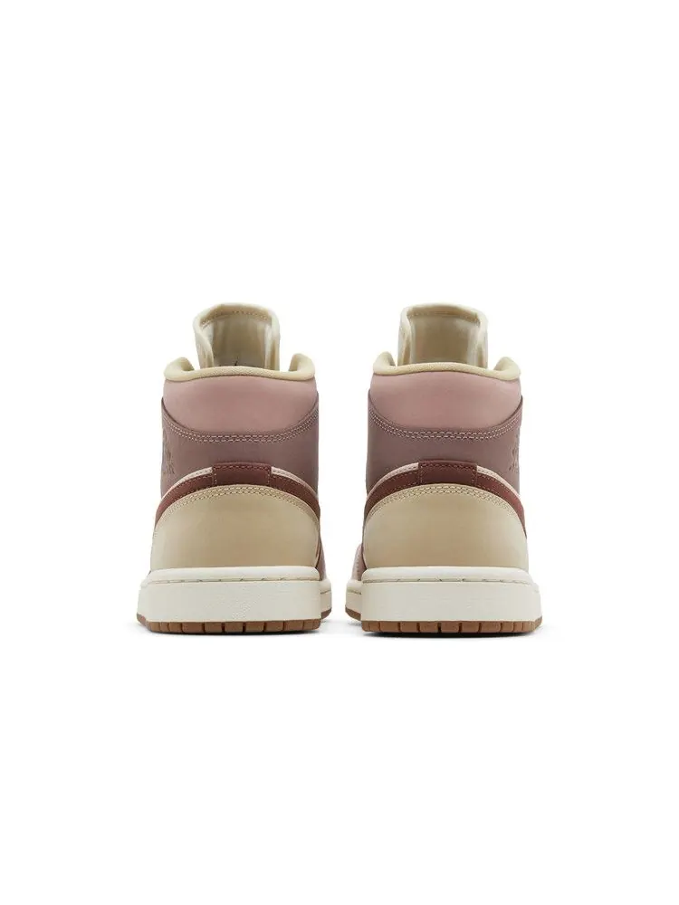 Кроссовки Air Jordan Wmns Air Jordan 1 Mid SE 'Dark Pony Smoky Mauve' — изображение 7 из 9