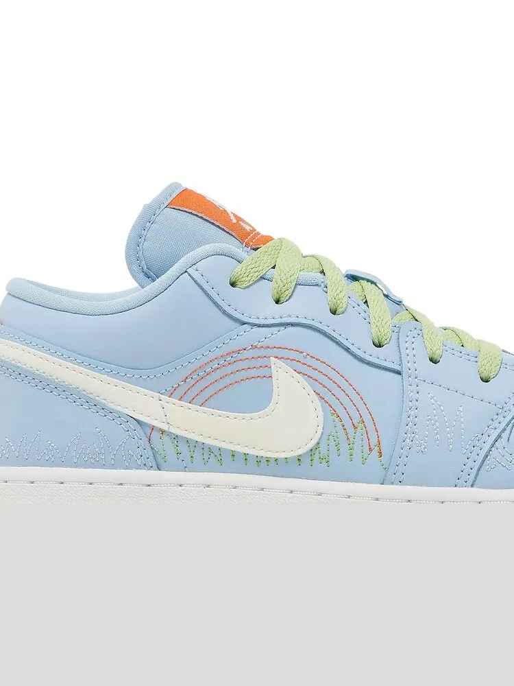 Кроссовки Air Jordan 1 Low SE GS Blue Stitch — изображение 2 из 8, синий