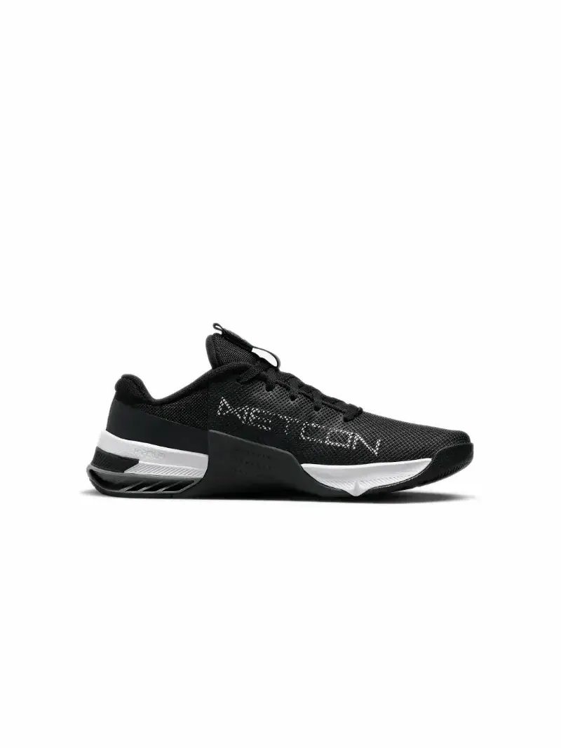 Кроссовки Nike Metcon 8 — изображение 3 из 7, черный/белый/серый