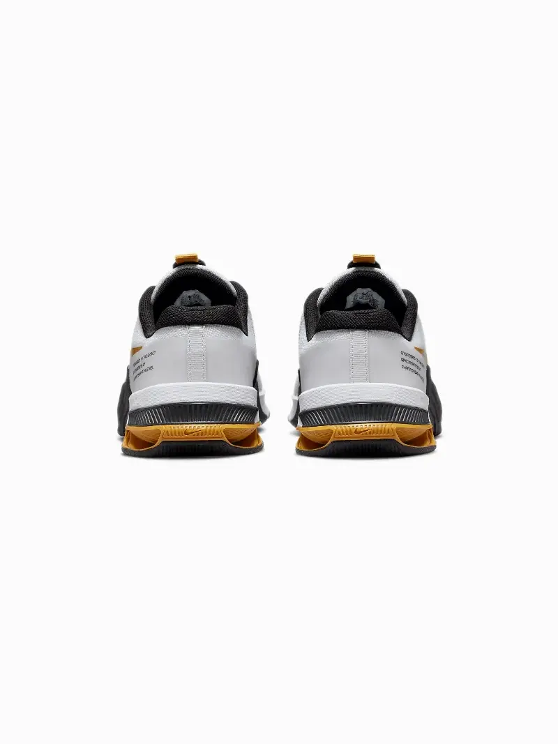 Кроссовки Nike Metcon 8 Men's Training Shoes — изображение 4 из 7, белый