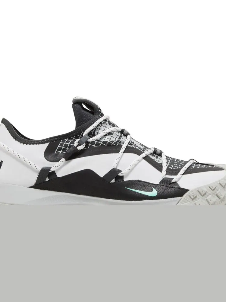 Кроссовки Nike ACG Mountain Fly Low SE 'White Anthracite' — изображение 2 из 8, белый