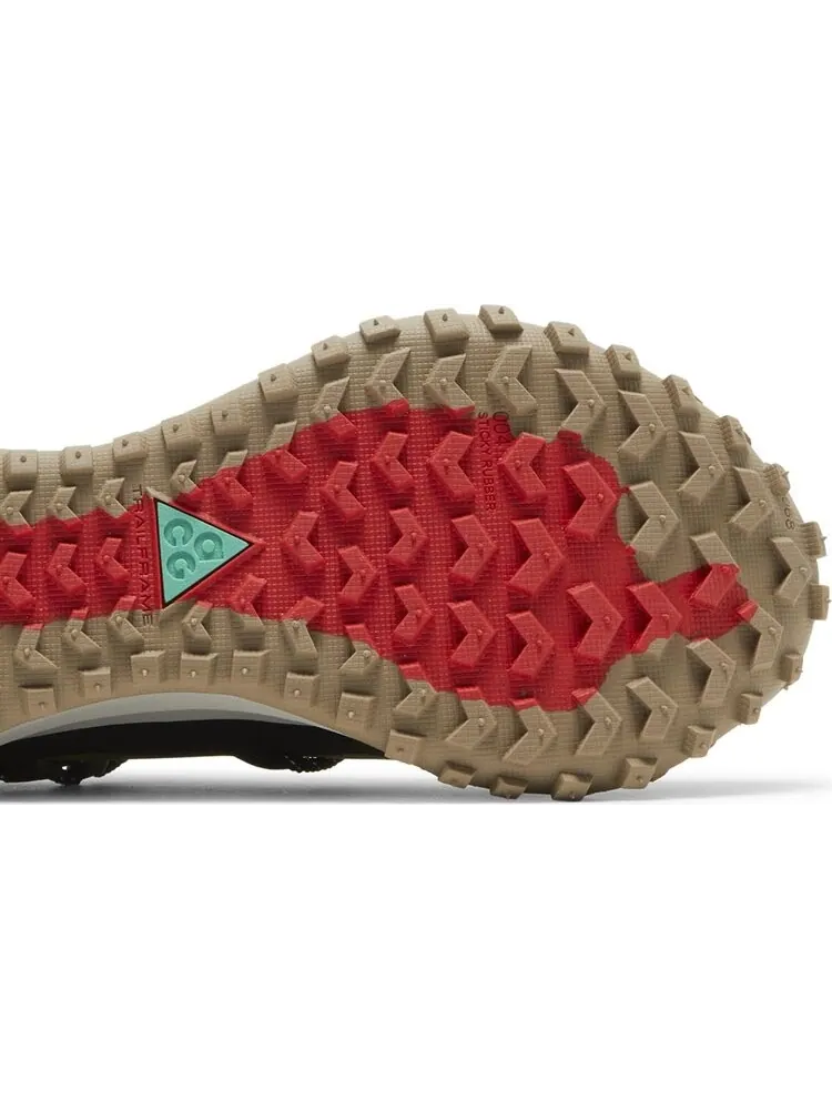 Кроссовки Nike ACG Mountain Fly Low SE 'Pilgrim' — изображение 5 из 8, зеленый