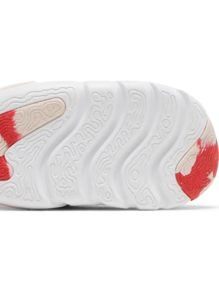 Кроссовки Nike Dynamo Go TD 'Strawberry' — изображение 5 из 8, красный