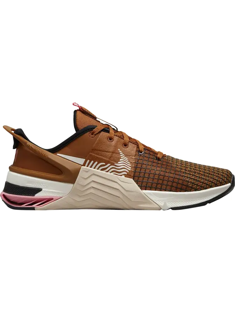 Кроссовки Wmns Metcon 8 FlyEase 'Dark Russet' — изображение 1 из 1, коричневый