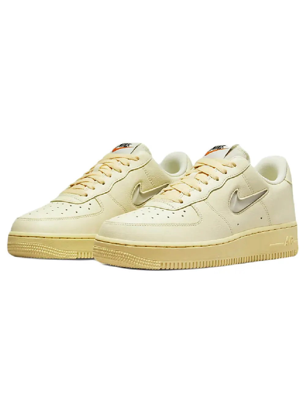 Кроссовки Nike Air Force 1 07 LX — изображение 2 из 9, бежевый