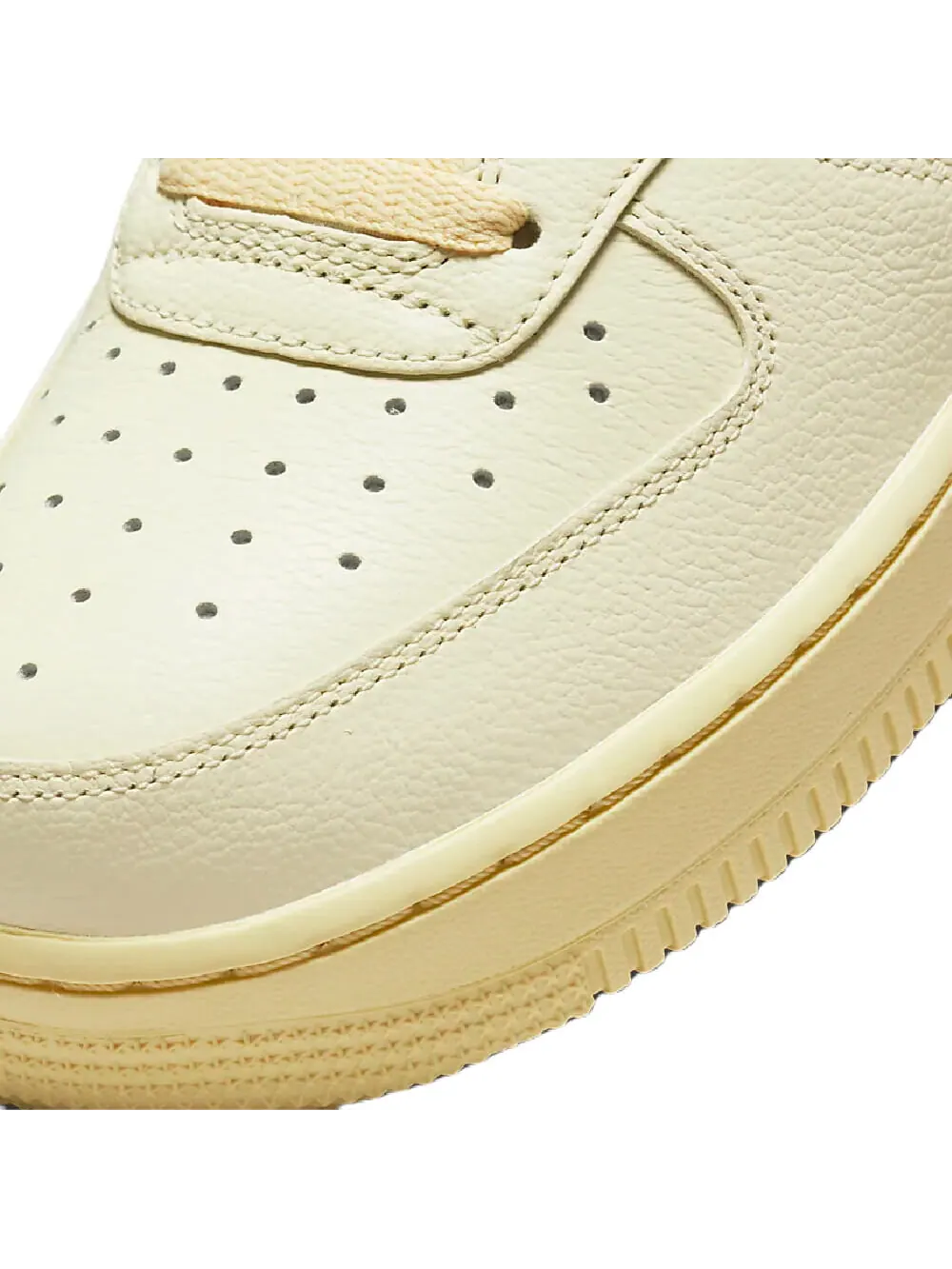Кроссовки Nike Air Force 1 07 LX — изображение 8 из 9, бежевый