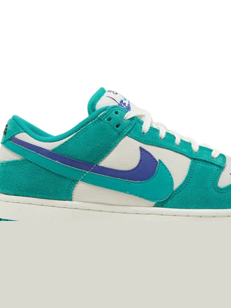 Кроссовки Nike Wmns Dunk Low SE '85' — изображение 2 из 8, зеленый