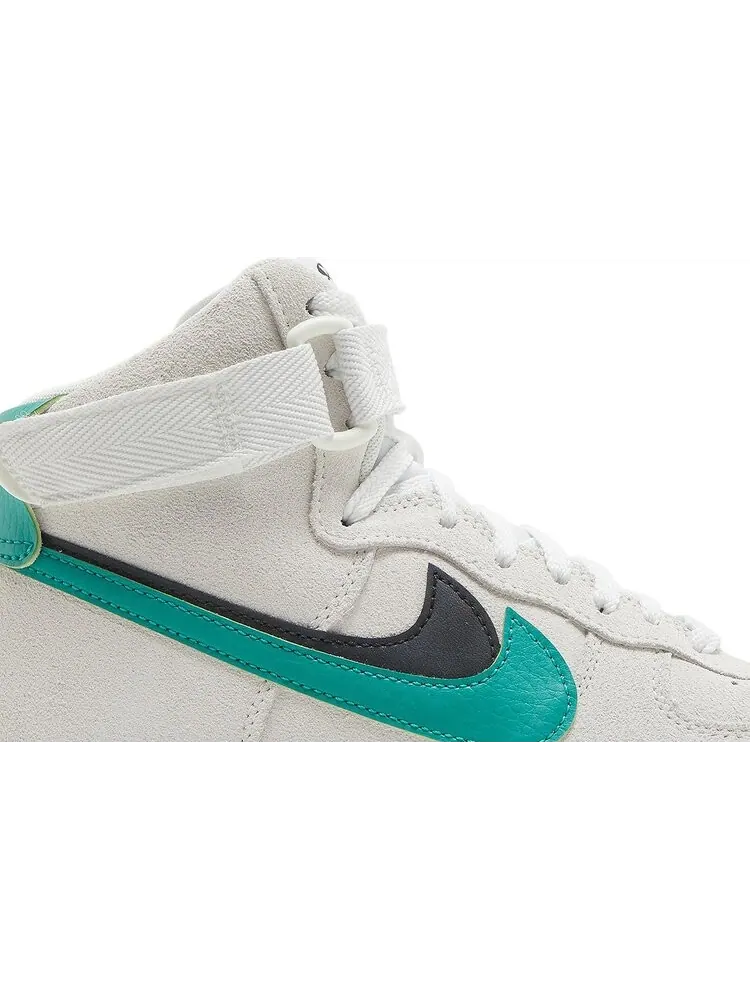 Кроссовки Nike Wmns Air Force 1 High SE '82 - Neptune Green' — изображение 2 из 8, белый