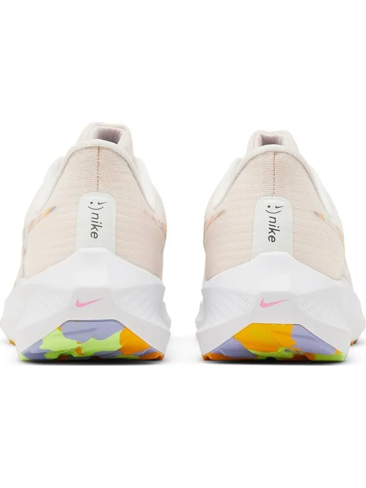 Кроссовки Nike Wmns Air Zoom Pegasus 39 Premium 'Light Soft Pink' — изображение 6 из 8, розовый/мультиколор
