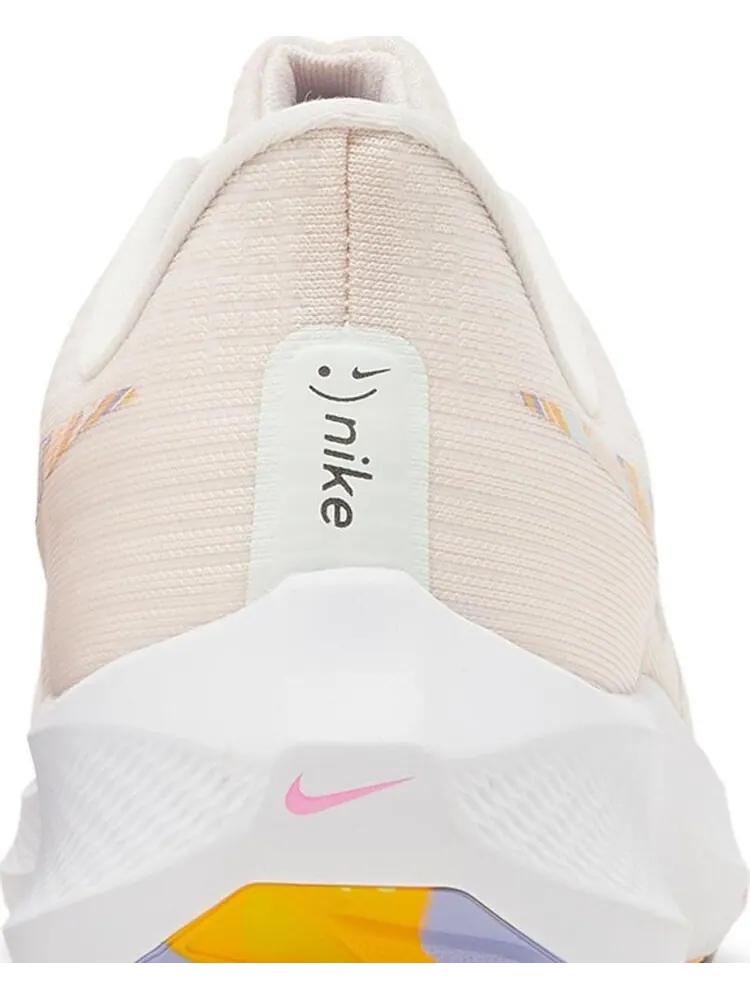Кроссовки Nike Wmns Air Zoom Pegasus 39 Premium 'Light Soft Pink' — изображение 7 из 8, розовый/мультиколор