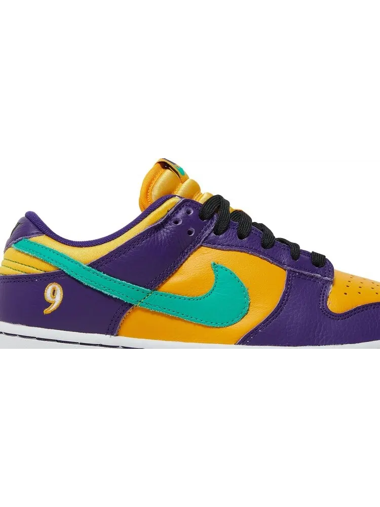 Кроссовки Nike Lisa Leslie x Wmns Dunk Low 'Sparks' — изображение 2 из 10, фиолетовый