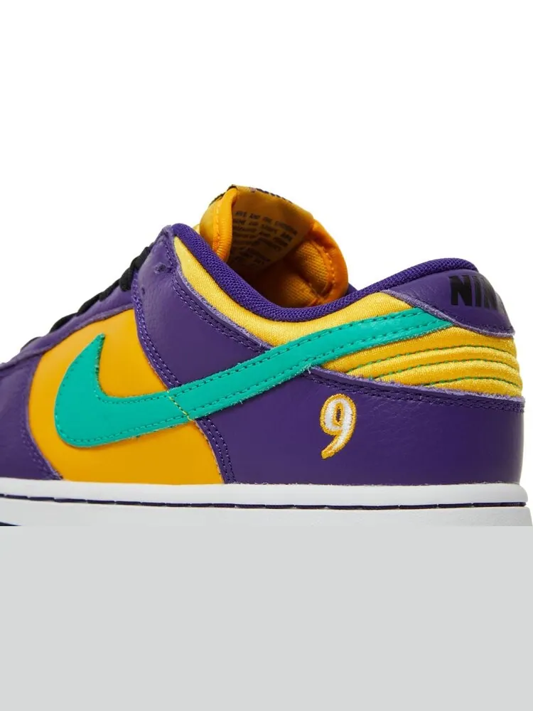 Кроссовки Nike Lisa Leslie x Wmns Dunk Low 'Sparks' — изображение 9 из 10, фиолетовый