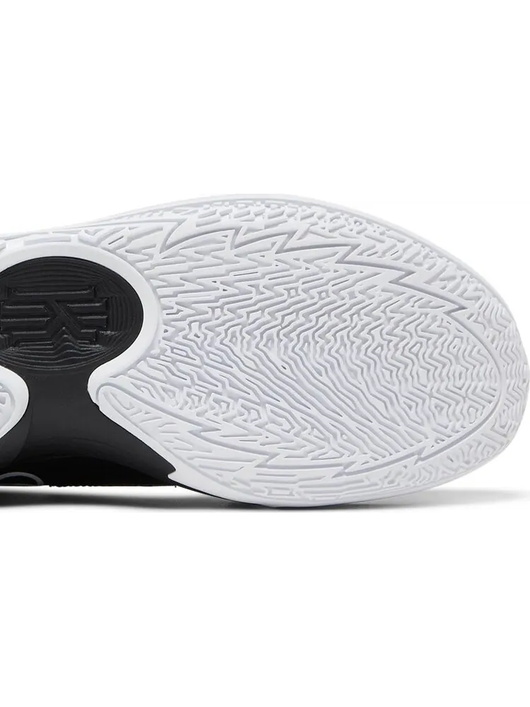Кроссовки Nike Kyrie Low 5 TB 'Black White' — изображение 5 из 8, черный