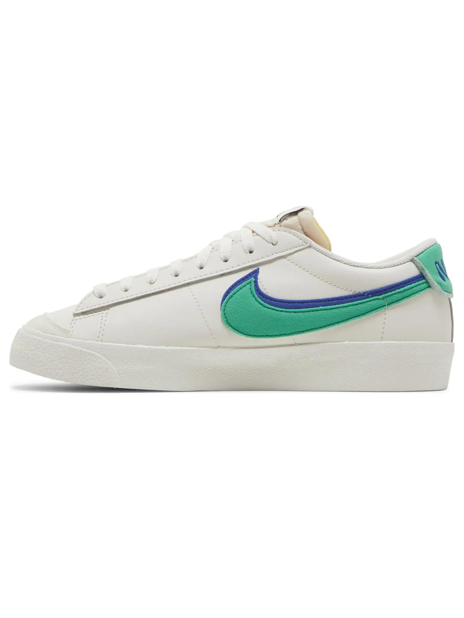 Кроссовки Nike Blazer Low '77 SE 'Double Swoosh - Phantom Green Royal' — изображение 3 из 8, белый