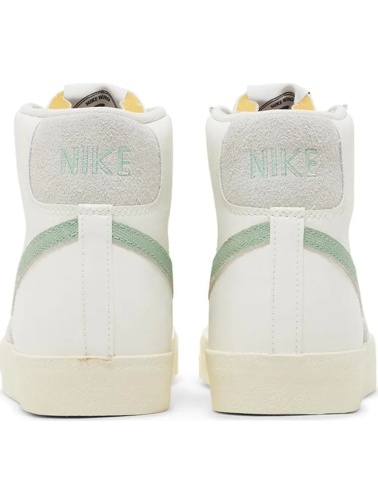 Кроссовки Nike Blazer Mid 77 Premium Certified Fresh Sail Enamel Green — изображение 6 из 8, белый