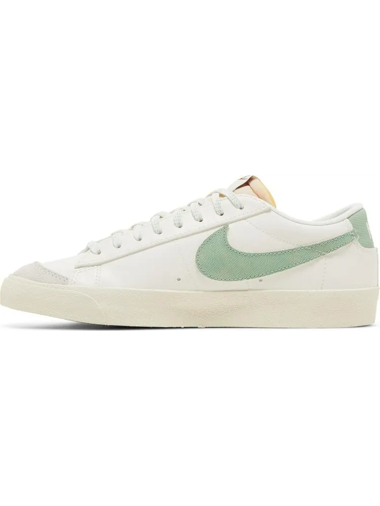 Кроссовки Nike Blazer Low '77 Premium 'Certified Fresh' — изображение 3 из 8, белый