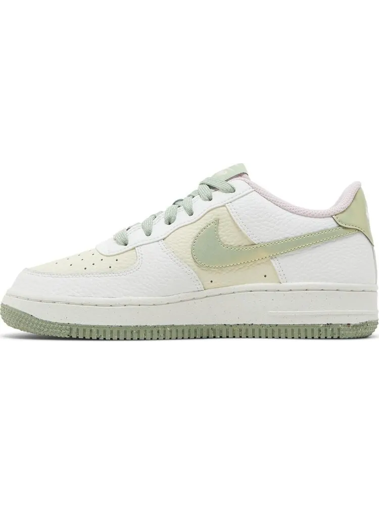 Кроссовки Nike Air Force 1 LV8 GS 'Muted Green' — изображение 3 из 8, белый