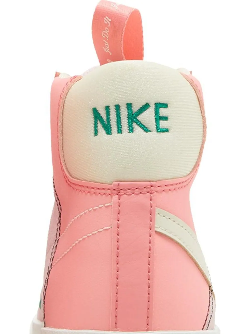 Кроссовки Nike Blazer Mid '77 SE GS 'Dance - Pink Foam' — изображение 7 из 8, розовый