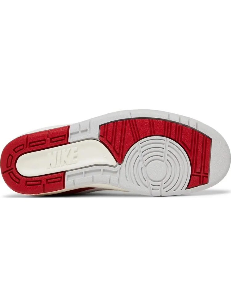 Кроссовки Nina Chanel Abney x Wmns Air Jordan 2 Retro SE — изображение 4 из 8, белый