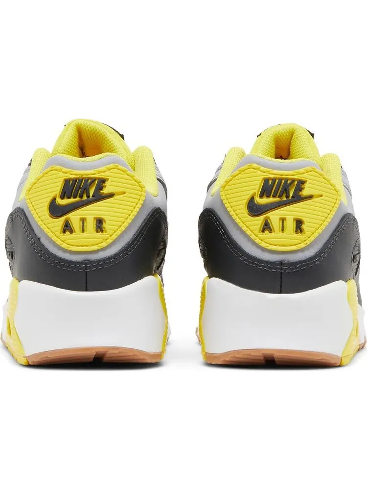 Кроссовки Nike Air Max 90 Leather GS 'Go The Extra Smile' — изображение 6 из 8, серый