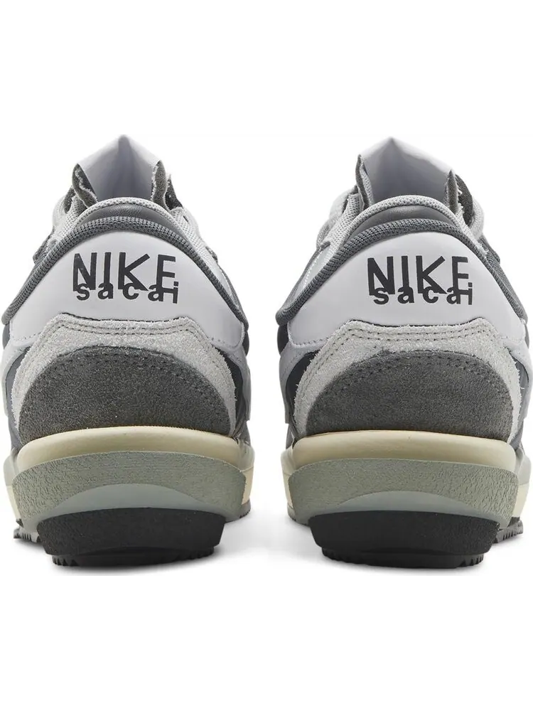 Кроссовки Nike x sacai Zoom Cortez SP 'Iron Grey' — изображение 6 из 8, серый