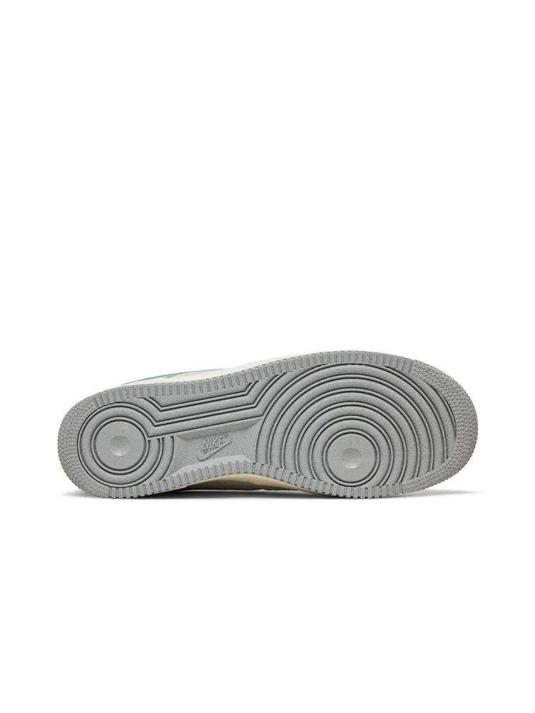 Кроссовки Nike Air Force 1 Low 'Snowflake' — изображение 5 из 9, платиновый/серый/серый
