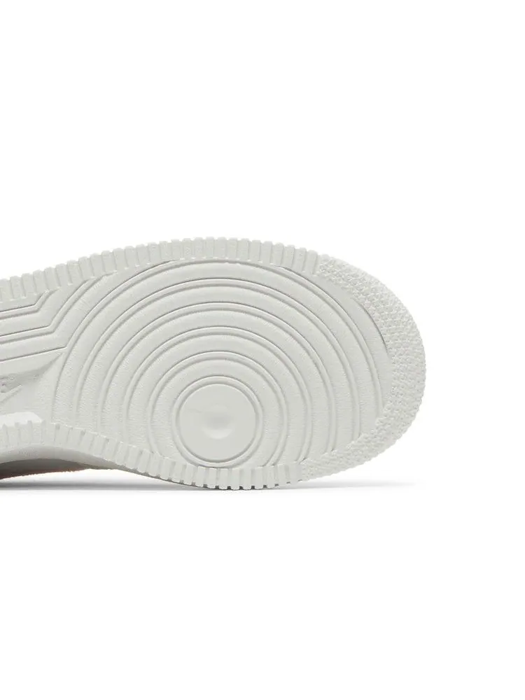 Кроссовки Nike Wmns Air Force 1 '07 'Chenille Swoosh' — изображение 6 из 9, белый/светлый//розовый