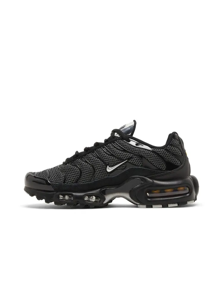 Кроссовки Wmns Air Max Plus 'Black Metallic Silver' — изображение 3 из 8
