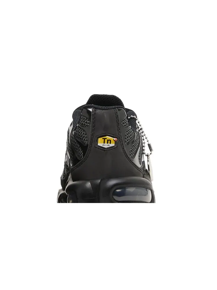 Кроссовки Wmns Air Max Plus 'Black Metallic Silver' — изображение 7 из 8
