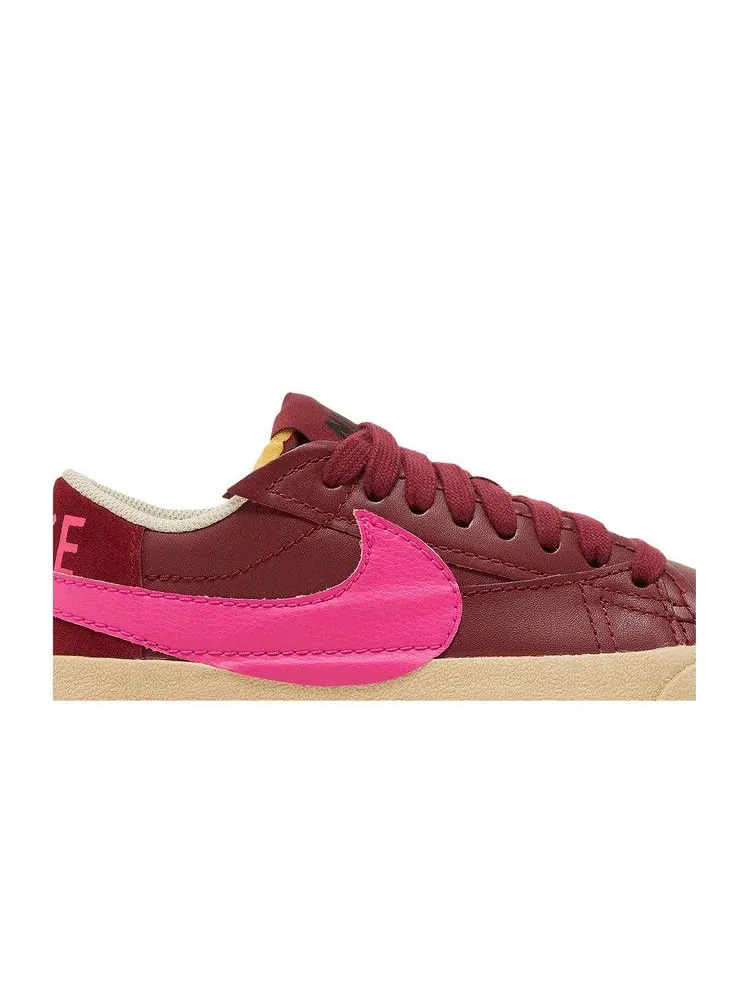 Кроссовки Nike Wmns Blazer Low '77 Jumbo 'Team Red Pink Prime' — изображение 3 из 9, красный/розовый