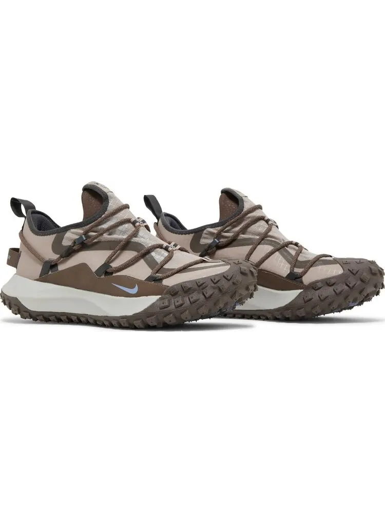 Кроссовки Nike ACG Mountain Fly Low SE 'Ironstone' — изображение 8 из 8, коричневый