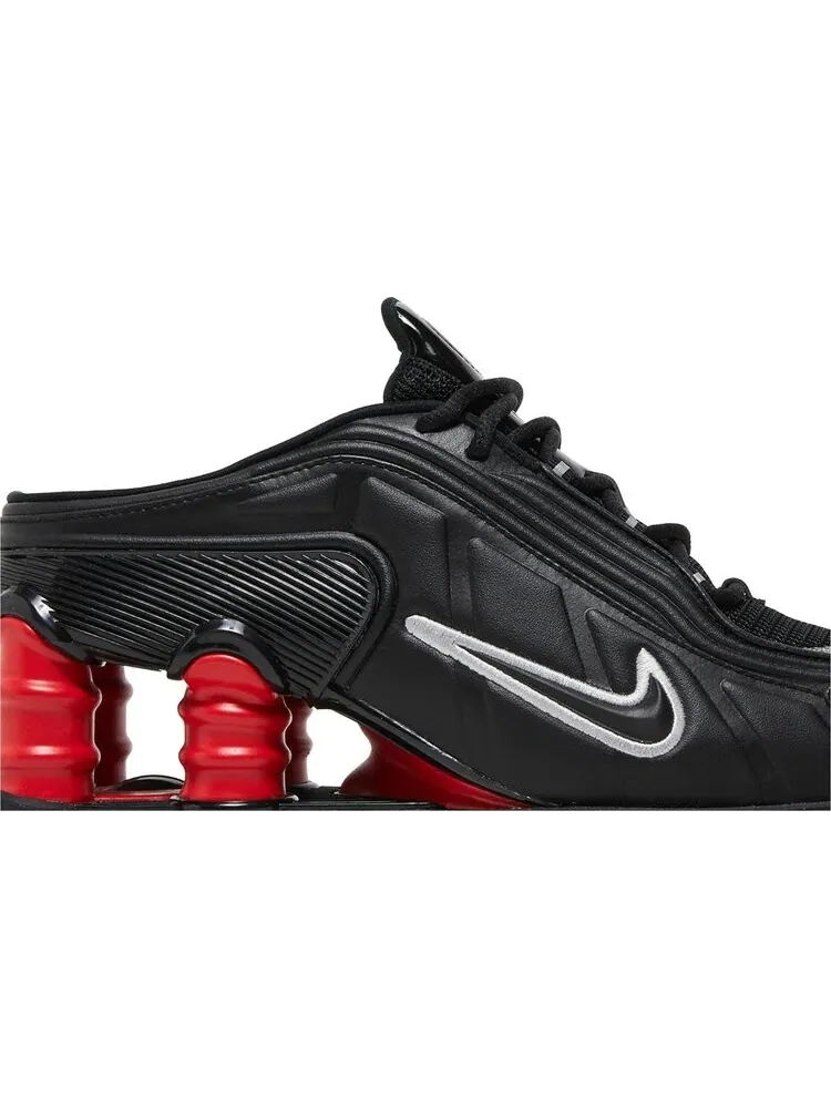 Кроссовки Nike Martine Rose x Wmns Shox Mule MR4 'Black Comet Red' — изображение 2 из 8, черный