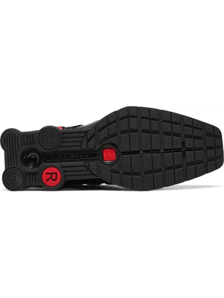 Кроссовки Nike Martine Rose x Wmns Shox Mule MR4 'Black Comet Red' — изображение 4 из 8, черный