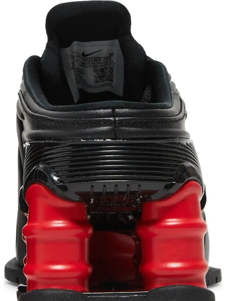 Кроссовки Nike Martine Rose x Wmns Shox Mule MR4 'Black Comet Red' — изображение 7 из 8, черный