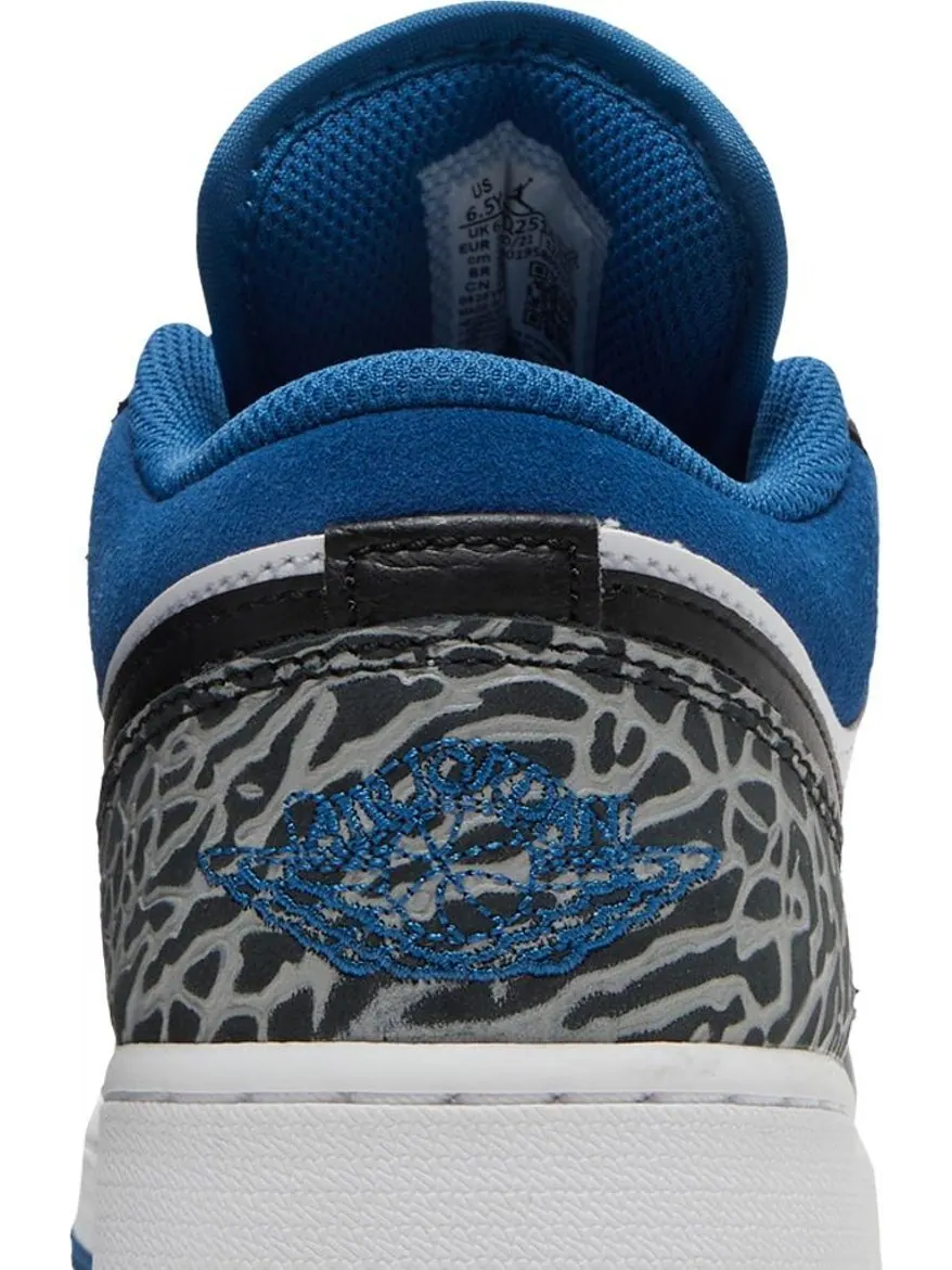 Кроссовки Air Jordan 1 Low SE GS True Blue — изображение 7 из 8, синий