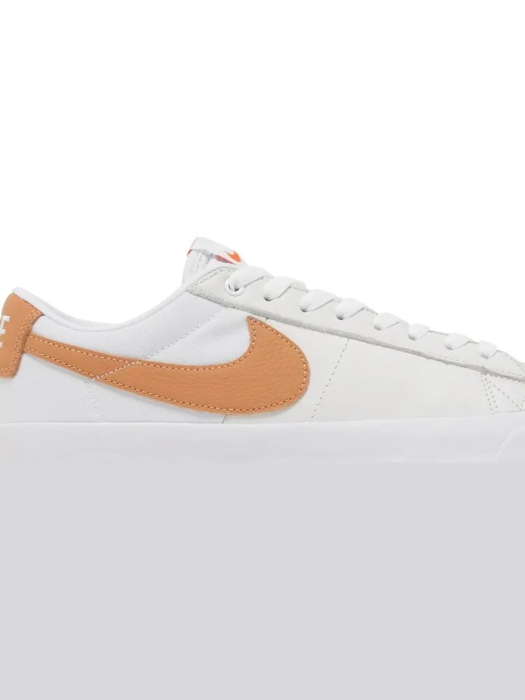 Кроссовки Nike Zoom Blazer Low Pro GT SB 'Light Cognac' — изображение 2 из 8, белый