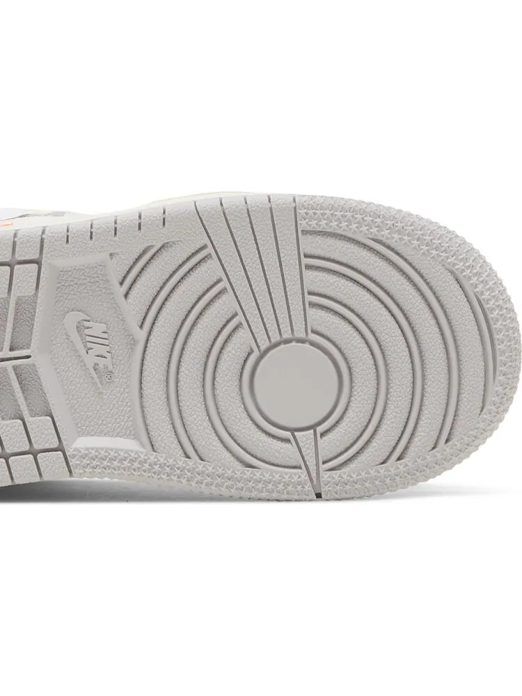 Кроссовки Air Jordan 1 Mid SE Craft TD Inside Out — изображение 5 из 8, белый