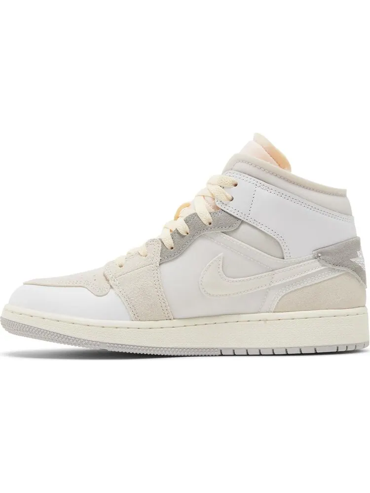 Кроссовки Air Jordan 1 Mid SE Craft GS Inside Out — изображение 3 из 8, белый