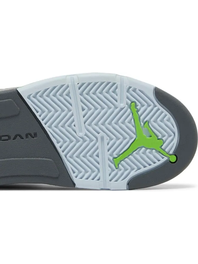 Кроссовки Air Jordan 5 Retro TD Green Bean 2022 — изображение 5 из 9, серый