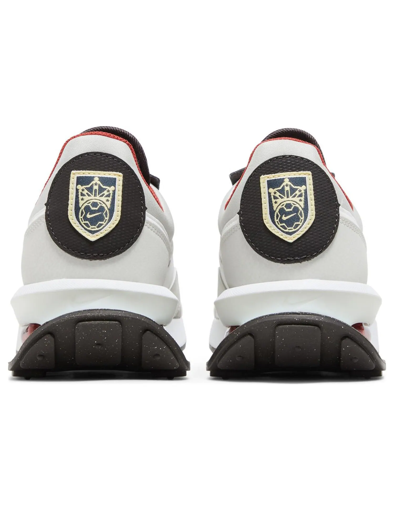 Кроссовки Nike Air Max Pre-Day 'Social FC' — изображение 6 из 8, бежевый