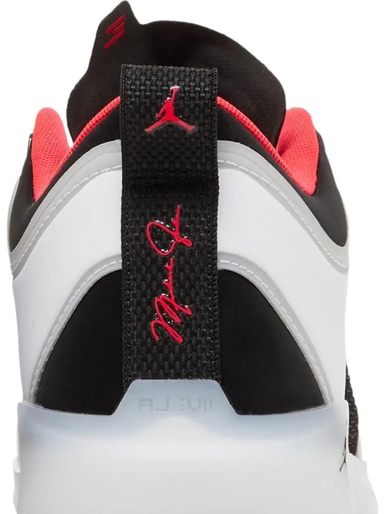 Кроссовки Air Jordan 37 Low Siren Red — изображение 7 из 8, белый