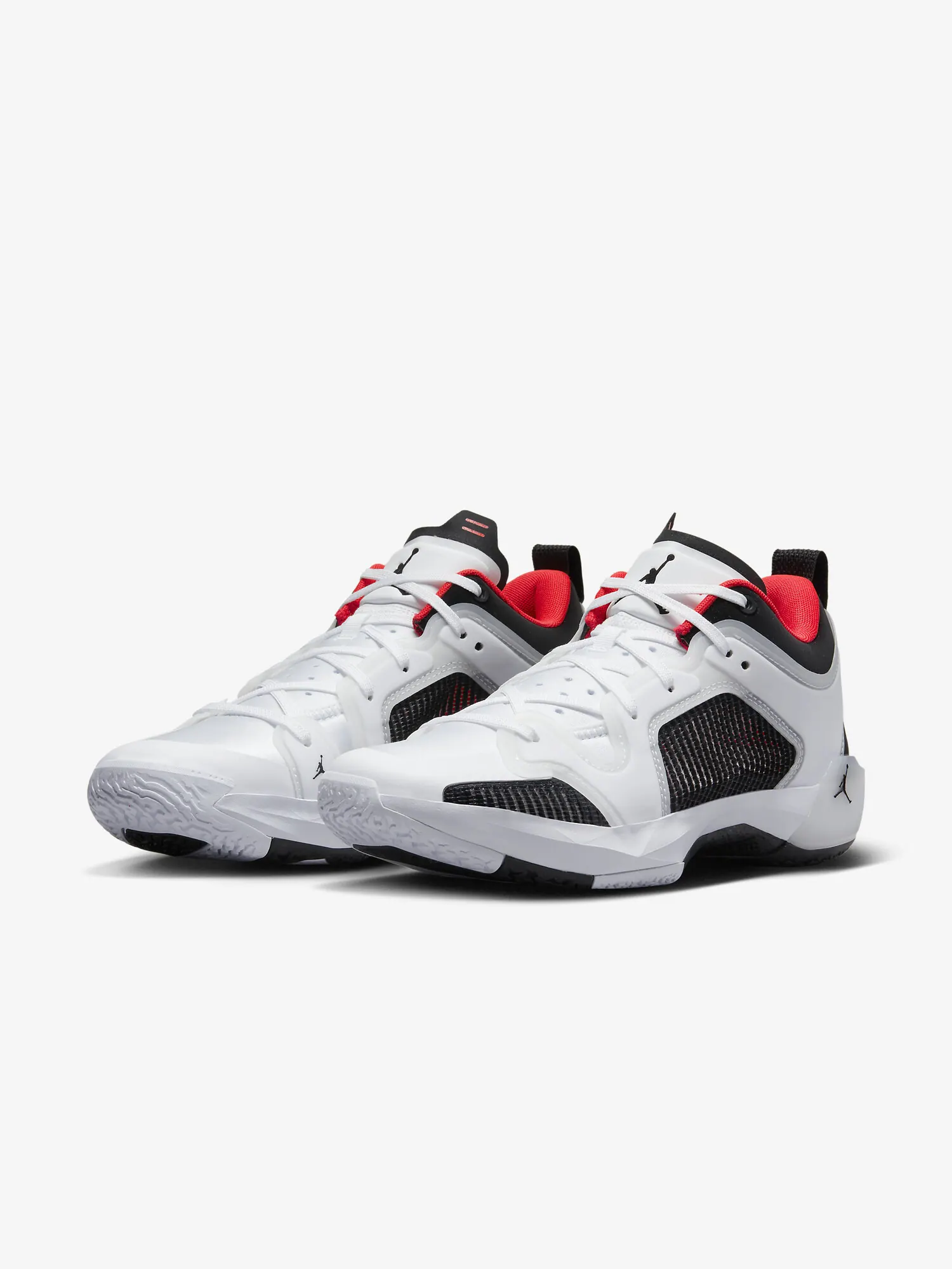 Кроссовки Nike Air Jordan 37 Low PF — изображение 2 из 8, белый/черный